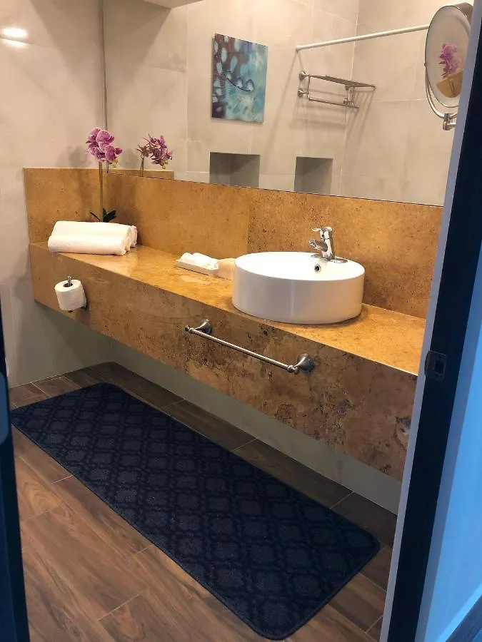 Sky Inn Hotel - Cancún
