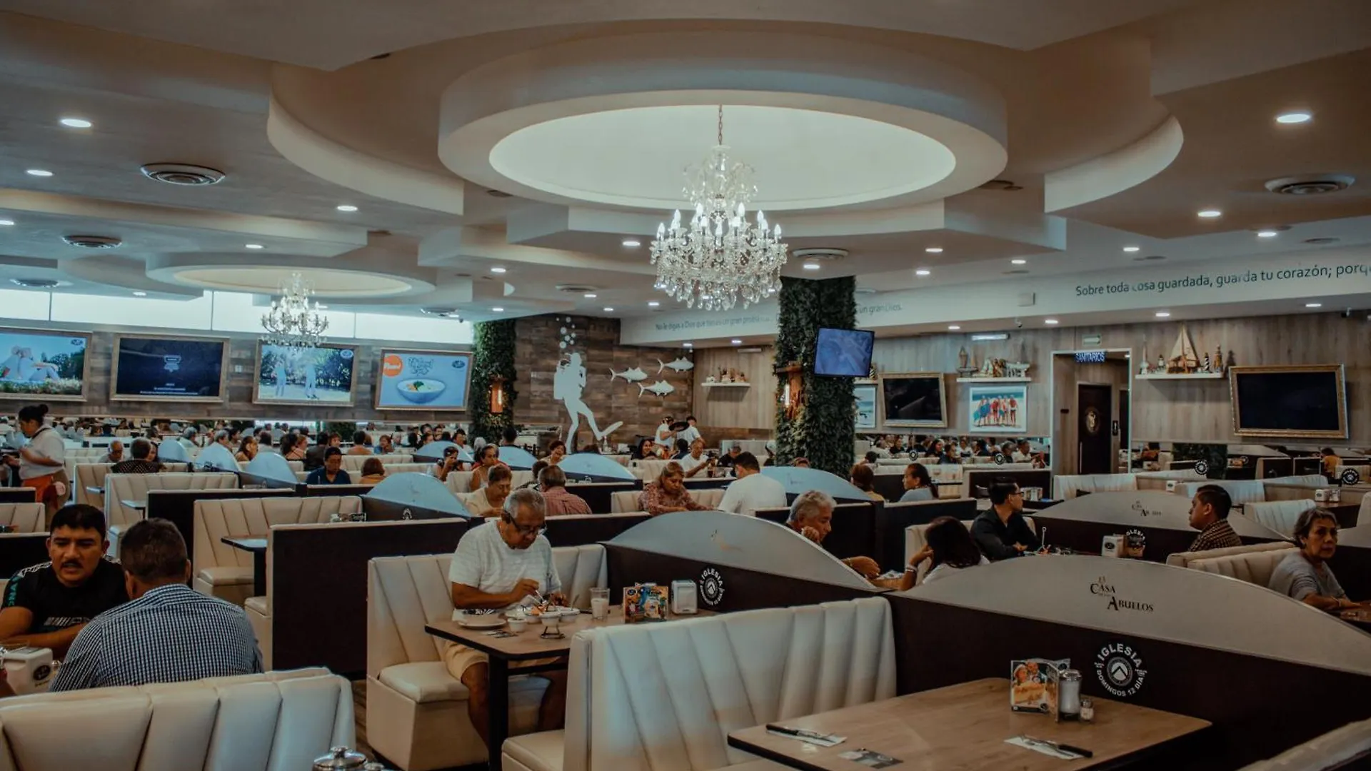 Sky Inn Hotel - Cancún México