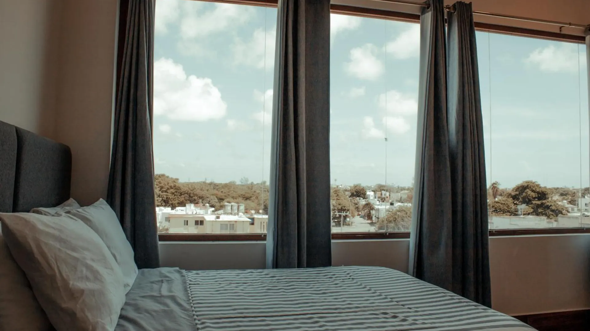 Sky Inn Hotel - Cancún